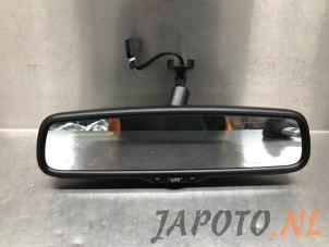 Gebruikte Binnenspiegel Toyota Yaris IV (P21/PA1/PH1) 1.5 12V Hybrid 115 Prijs € 52,45 Margeregeling aangeboden door Japoto Parts B.V.