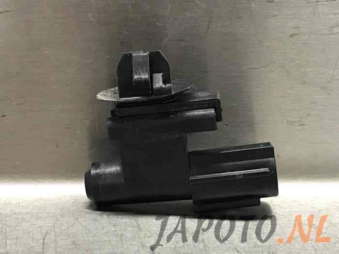 Temperatuursensor buiten van een Toyota Yaris IV (P21/PA1/PH1) 1.5 12V Hybrid 115 2024