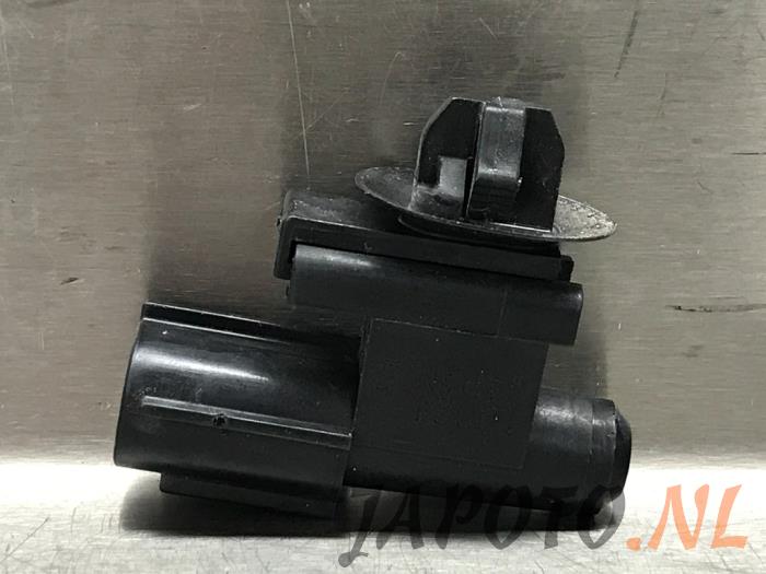 Temperatuursensor buiten van een Toyota Yaris IV (P21/PA1/PH1) 1.5 12V Hybrid 115 2024