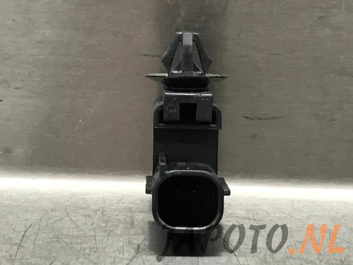 Temperatuursensor buiten van een Toyota Yaris IV (P21/PA1/PH1) 1.5 12V Hybrid 115 2024