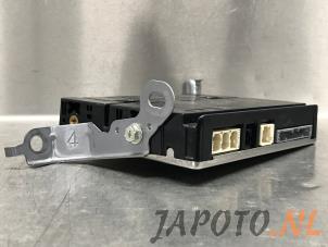 Gebruikte Emergency module Toyota Yaris IV (P21/PA1/PH1) 1.5 12V Hybrid 115 Prijs € 157,45 Margeregeling aangeboden door Japoto Parts B.V.