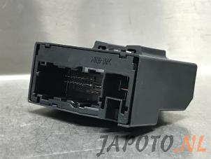 Gebruikte Module (diversen) Toyota Yaris IV (P21/PA1/PH1) 1.5 12V Hybrid 115 Prijs € 52,45 Margeregeling aangeboden door Japoto Parts B.V.