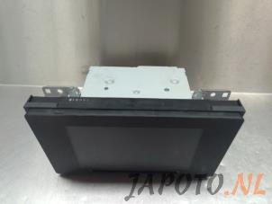 Gebruikte Display Multi Media regelunit Toyota Auris (E18) 1.3 VVT-I 16V Prijs € 262,45 Margeregeling aangeboden door Japoto Parts B.V.