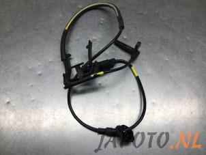 Gebruikte Sensor ABS Mitsubishi Eclipse Cross (GK/GL) 2.4 16V PHEV 4x4 Prijs € 41,95 Margeregeling aangeboden door Japoto Parts B.V.