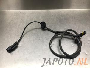 Gebruikte Sensor ABS Mitsubishi Eclipse Cross (GK/GL) 2.4 16V PHEV 4x4 Prijs € 41,95 Margeregeling aangeboden door Japoto Parts B.V.