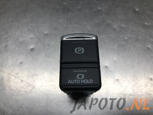 Gebruikte Handrem schakelaar Mitsubishi Eclipse Cross (GK/GL) 2.4 16V PHEV 4x4 Prijs € 36,70 Margeregeling aangeboden door Japoto Parts B.V.