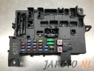 Gebruikte Zekeringkast Mitsubishi Eclipse Cross (GK/GL) 2.4 16V PHEV 4x4 Prijs € 262,45 Margeregeling aangeboden door Japoto Parts B.V.