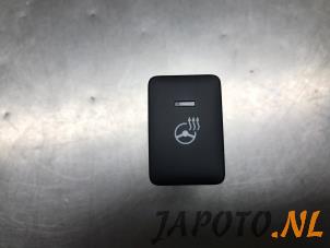 Gebruikte Schakelaar (diversen) Mitsubishi Eclipse Cross (GK/GL) 2.4 16V PHEV 4x4 Prijs € 26,20 Margeregeling aangeboden door Japoto Parts B.V.