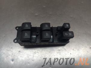 Gebruikte Combischakelaar ramen Mitsubishi Eclipse Cross (GK/GL) 2.4 16V PHEV 4x4 Prijs € 104,95 Margeregeling aangeboden door Japoto Parts B.V.