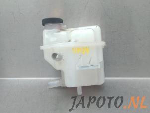 Gebruikte Expansievat Toyota Yaris III (P13) 1.5 16V Hybrid Prijs € 20,95 Margeregeling aangeboden door Japoto Parts B.V.