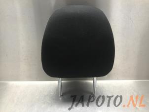 Gebruikte Hoofdsteun Toyota Yaris III (P13) 1.5 16V Hybrid Prijs € 26,20 Margeregeling aangeboden door Japoto Parts B.V.