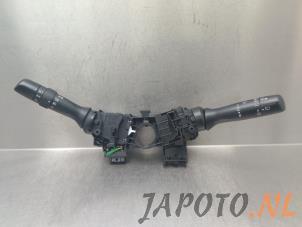 Gebruikte Combischakelaar Stuurkolom Toyota Yaris III (P13) 1.5 16V Hybrid Prijs € 49,95 Margeregeling aangeboden door Japoto Parts B.V.