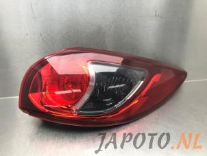Gebruikte Achterlicht rechts Mazda CX-5 I (KE,GH) 2.2 Skyactiv D 16V 4WD Prijs € 157,45 Margeregeling aangeboden door Japoto Parts B.V.