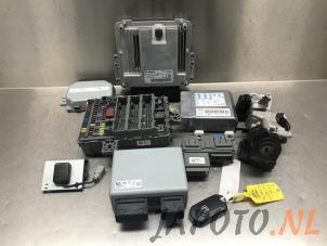 Gebruikte Contactslot + computer Honda Civic Tourer (FK) 1.6 i-DTEC Advanced 16V Prijs € 262,45 Margeregeling aangeboden door Japoto Parts B.V.