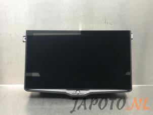 Gebruikte Display Multi Media regelunit Lynk &amp; Co 01 1.5 PHEV Prijs € 628,95 Margeregeling aangeboden door Japoto Parts B.V.