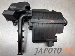 Gebruikte Luchtfilterhuis Mitsubishi Space Star (A0) 1.0 12V Prijs € 52,45 Margeregeling aangeboden door Japoto Parts B.V.