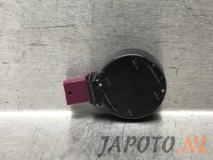 Gebruikte Sensor regen Lynk &amp; Co 01 1.5 PHEV Prijs € 26,20 Margeregeling aangeboden door Japoto Parts B.V.