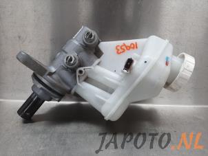 Gebruikte Hoofdremcilinder Mitsubishi Space Star (A0) 1.0 12V Prijs € 26,20 Margeregeling aangeboden door Japoto Parts B.V.