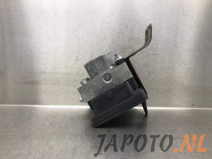 Gebruikte ABS Pomp Mitsubishi Space Star (A0) 1.0 12V Prijs € 104,95 Margeregeling aangeboden door Japoto Parts B.V.