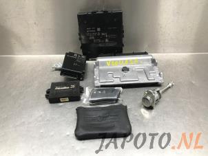 Gebruikte Kontaktslot + computer Lexus LBX 1.5 Hybrid 2WD Prijs € 367,45 Margeregeling aangeboden door Japoto Parts B.V.