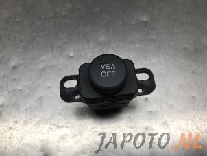 Gebruikte Schakelaar (diversen) Honda Civic (FK/FN) 2.0i Type R VTEC 16V Prijs € 15,70 Margeregeling aangeboden door Japoto Parts B.V.
