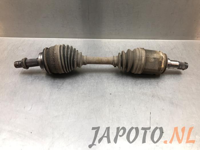 Gebruikte Steekas links-voor Toyota Land Cruiser (J12) 3.0 D-4D 16V Prijs € 157,45 Margeregeling aangeboden door Japoto Parts B.V.