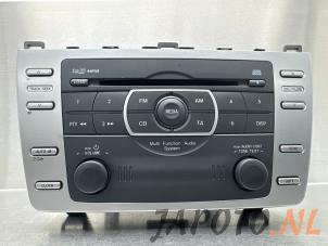 Gebruikte Radio CD Speler Mazda 6 SportBreak (GH19/GHA9) 1.8i 16V Prijs € 78,70 Margeregeling aangeboden door Japoto Parts B.V.