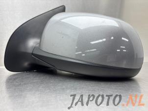 Gebruikte Spiegel Buiten links Hyundai i20 1.2i 16V Prijs € 26,24 Margeregeling aangeboden door Japoto Parts B.V.