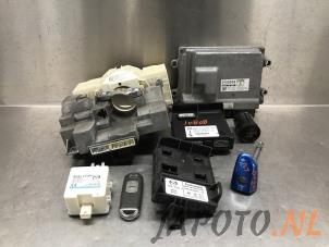 Gebruikte Kontaktslot + computer Mazda CX-3 (DJ/DK) 1.5 Skyactiv D 105 16V Prijs € 209,95 Margeregeling aangeboden door Japoto Parts B.V.