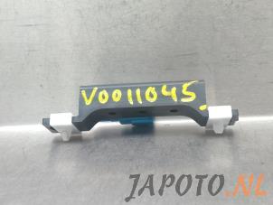 Gebruikte Keyless entry antenne Nissan Juke (F15) 1.6 16V Prijs € 10,49 Margeregeling aangeboden door Japoto Parts B.V.