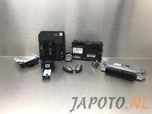 Gebruikte Contactslot + computer Nissan Leaf (ZE1) 39/40kWh Prijs € 262,45 Margeregeling aangeboden door Japoto Parts B.V.