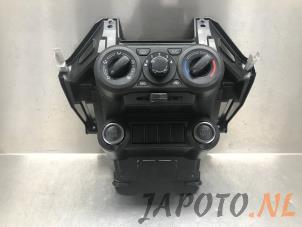 Gebruikte Chaufage Bedieningspaneel Suzuki Ignis (MF) 1.2 Dual Jet 16V Prijs € 78,70 Margeregeling aangeboden door Japoto Parts B.V.