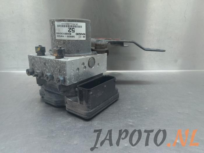 Gebruikte ABS Pomp Kia Rio III (UB) 1.2 CVVT 16V Prijs € 41,95 Margeregeling aangeboden door Japoto Parts B.V.