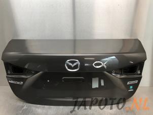 Gebruikte Kofferdeksel Mazda 3 (BM/BN) 2.2 SkyActiv-D 150 16V Prijs € 262,45 Margeregeling aangeboden door Japoto Parts B.V.