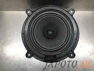 Gebruikte Luidspreker Mazda 3 (BM/BN) 2.2 SkyActiv-D 150 16V Prijs € 15,70 Margeregeling aangeboden door Japoto Parts B.V.