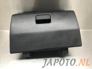 Gebruikte Dashboardkastje Suzuki Swift (ZC/ZD) 1.2 Dual Jet 16V SHVS Prijs € 36,70 Margeregeling aangeboden door Japoto Parts B.V.