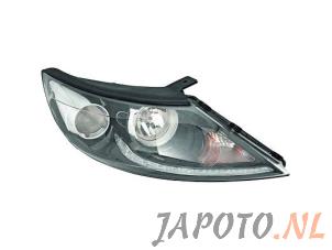 Nieuwe Rechter Koplamp Kia Sportage (SL) Prijs € 304,50 Inclusief btw aangeboden door Japoto Parts B.V.