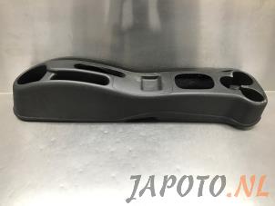 Gebruikte Middenconsoles Nissan Cube (Z12) 1.6 16V Prijs € 36,70 Margeregeling aangeboden door Japoto Parts B.V.