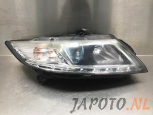 Gebruikte Rechter Koplamp Honda CR-Z (ZF1) 1.5 Hybrid 16V Prijs € 393,75 Margeregeling aangeboden door Japoto Parts B.V.