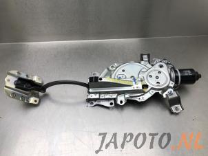 Gebruikte Achterklep motor Nissan Murano (Z51) 2.5 dCi 16V 4x4 Prijs € 78,70 Margeregeling aangeboden door Japoto Parts B.V.