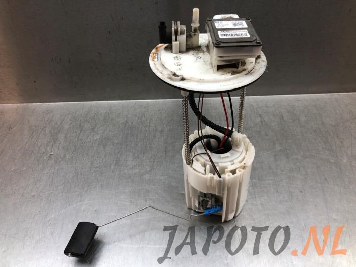 Gebruikte Benzinepomp Hyundai Tucson (TL) 1.6 T-GDi 16V 4WD Prijs € 78,70 Margeregeling aangeboden door Japoto Parts B.V.