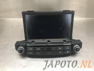 Gebruikte Display Multi Media regelunit Hyundai Tucson (TL) 1.6 T-GDi 16V 4WD Prijs € 628,95 Margeregeling aangeboden door Japoto Parts B.V.