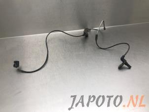 Gebruikte ABS Sensor Toyota Corolla Touring Sport (E21/EH1) 1.8 16V Hybrid Prijs € 20,95 Margeregeling aangeboden door Japoto Parts B.V.