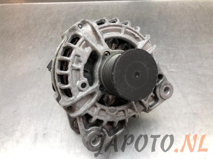 Gebruikte Dynamo Nissan Qashqai (J11) 1.3 DIG-T 140 16V Prijs € 52,49 Margeregeling aangeboden door Japoto Parts B.V.