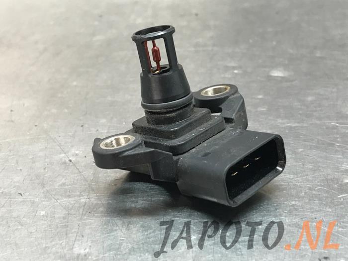 Gebruikte Luchthoeveelheidsmeter Toyota iQ 1.0 12V VVT-i Prijs € 26,20 Margeregeling aangeboden door Japoto Parts B.V.