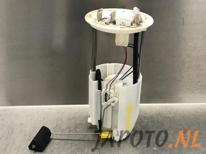 Gebruikte Tank element Pomp Mitsubishi Outlander (GF/GG) Prijs € 52,45 Margeregeling aangeboden door Japoto Parts B.V.