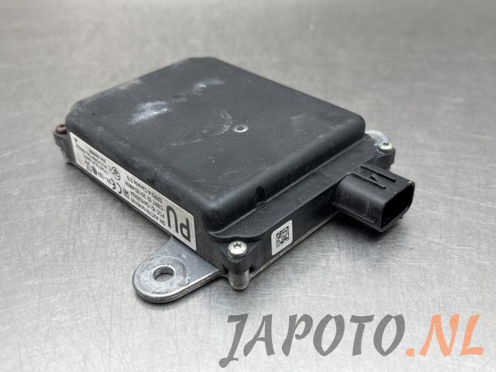 Gebruikte Dode hoek sensor Toyota Prius (ZVW5) 1.8 16V Hybrid Prijs € 78,74 Margeregeling aangeboden door Japoto Parts B.V.