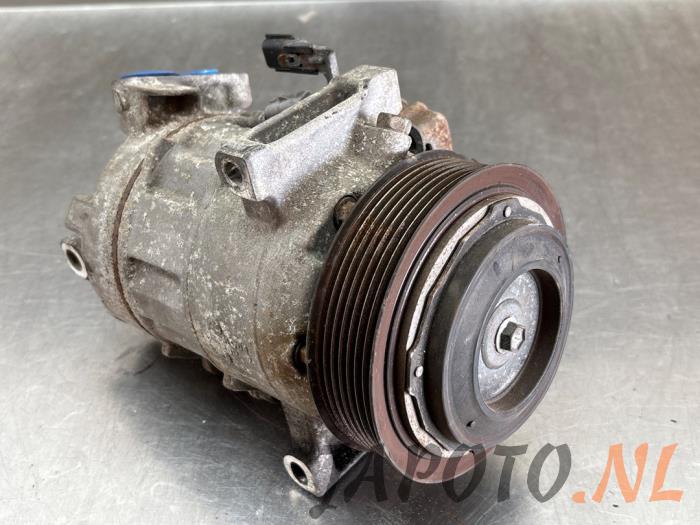 Gebruikte Aircopomp Nissan Qashqai (J11) 1.2 DIG-T 16V Prijs € 131,20 Margeregeling aangeboden door Japoto Parts B.V.
