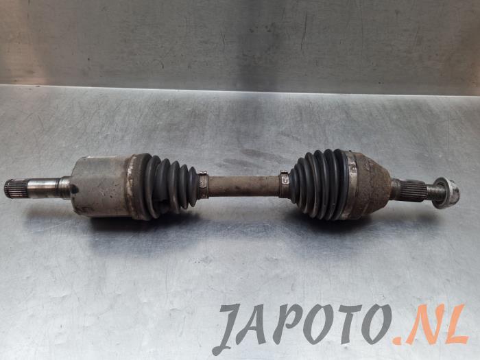 Gebruikte Steekas links-voor Chevrolet Captiva (C140) 2.2 D 16V 4x2 Prijs € 52,50 Margeregeling aangeboden door Japoto Parts B.V.