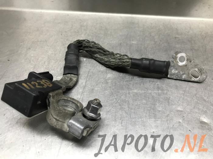 Gebruikte Accu sensor Hyundai i40 CW (VFC) 1.6 GDI 16V Prijs € 41,95 Margeregeling aangeboden door Japoto Parts B.V.